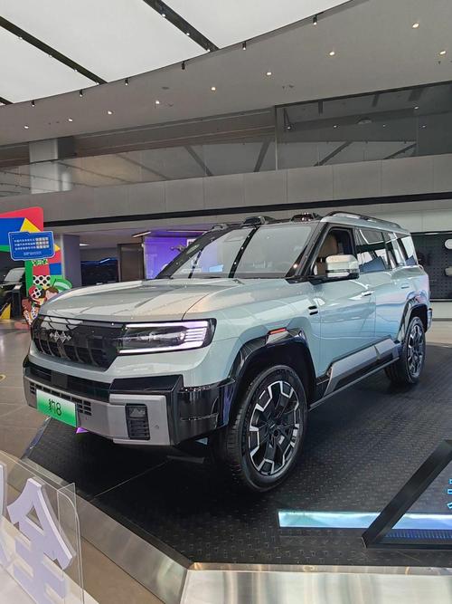广州萝岗区恒鑫润企业管理咨询比亚迪方程豹硬派越野的爆款，英菲尼迪35周年与你共成长